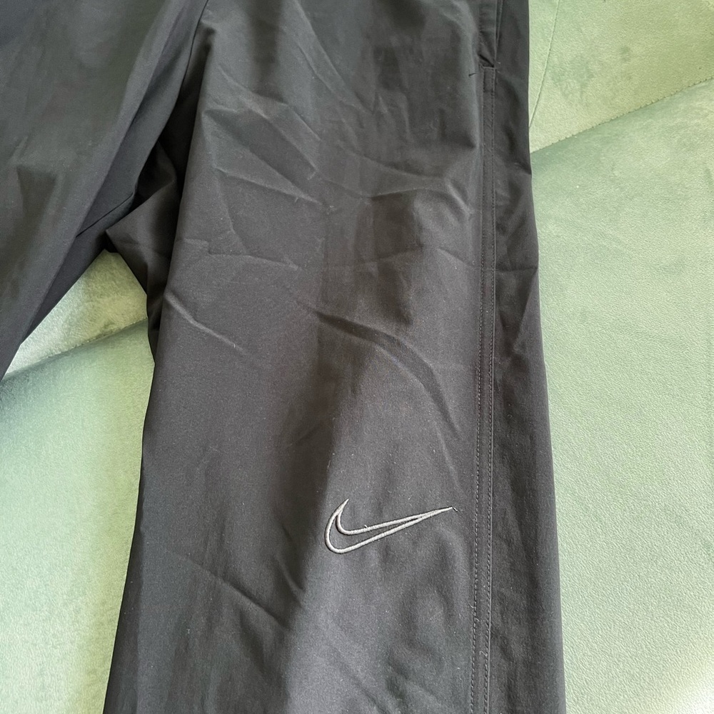 Nike Basketball Pants - Picture 2 of 4